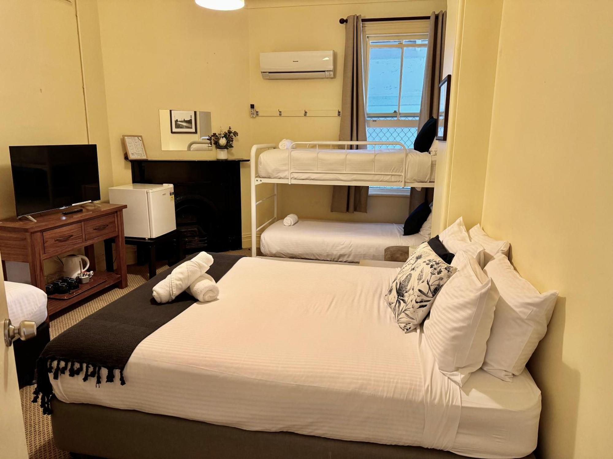 The Commercial Hotel Wallerawang Buitenkant foto